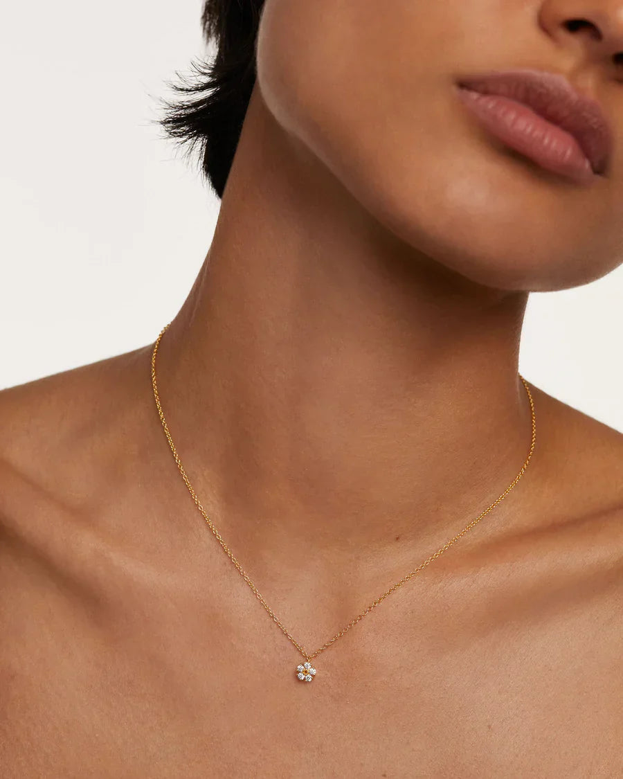 Elegant 0.1 TCW Round Lab Grown Diamond Cluster Pendant Necklace 6