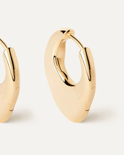 Golden Bold Bag-Inspired Hoop Earrings 3