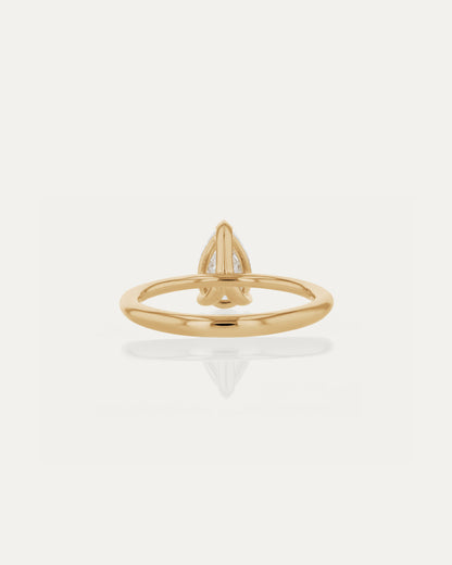 Solitaire-Oval Lab Grown Diamond Engagement Ring