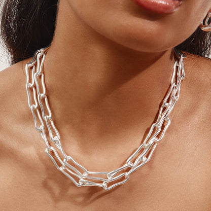 Pinched Paperclip Chain Necklace in Silver 2
