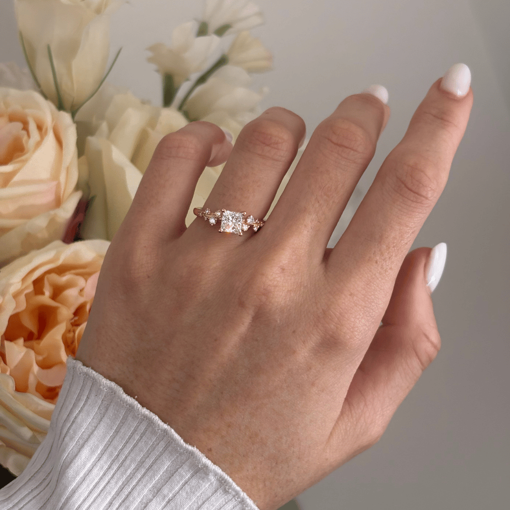 Solitaire-Oval Lab Grown Diamond Engagement Ring