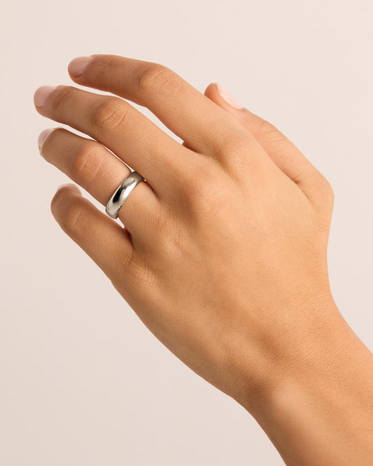 Uneven Bold Classical Wedding Band