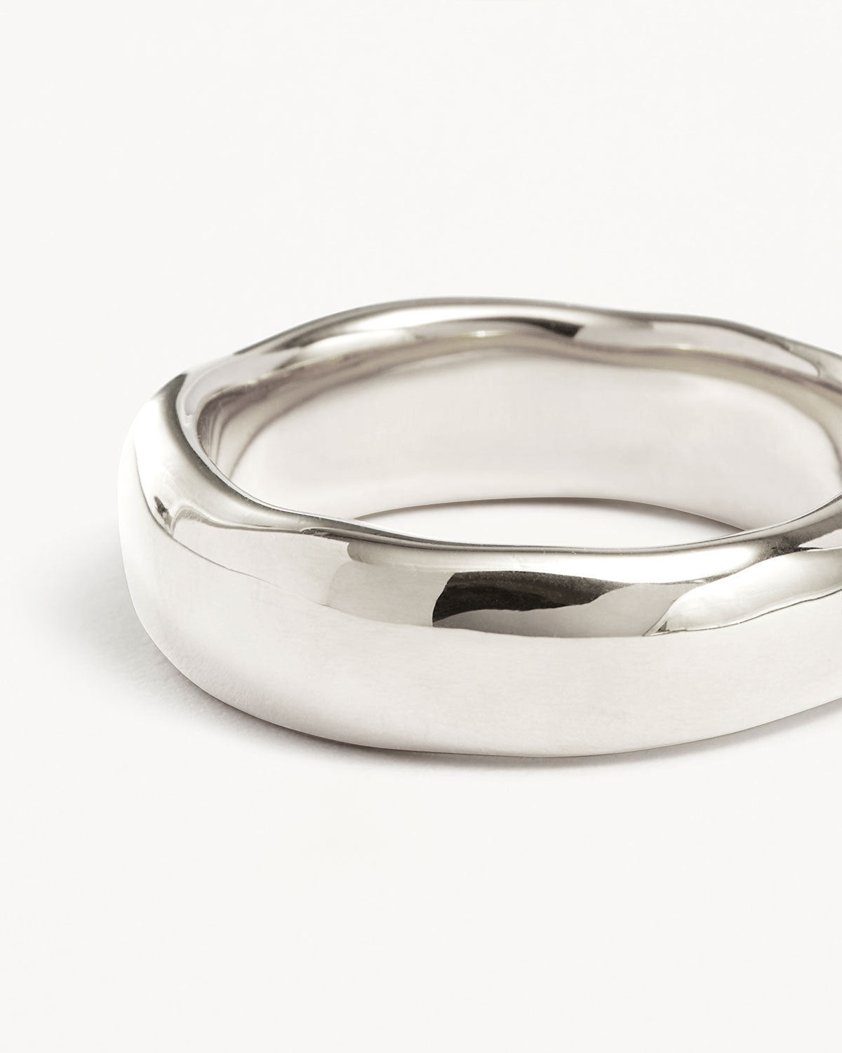 Uneven Bold Classical Wedding Band