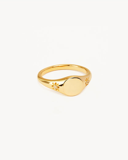 Elegant 0.022 TCW Round Lab-Grown Diamond Signet Wedding Band 1