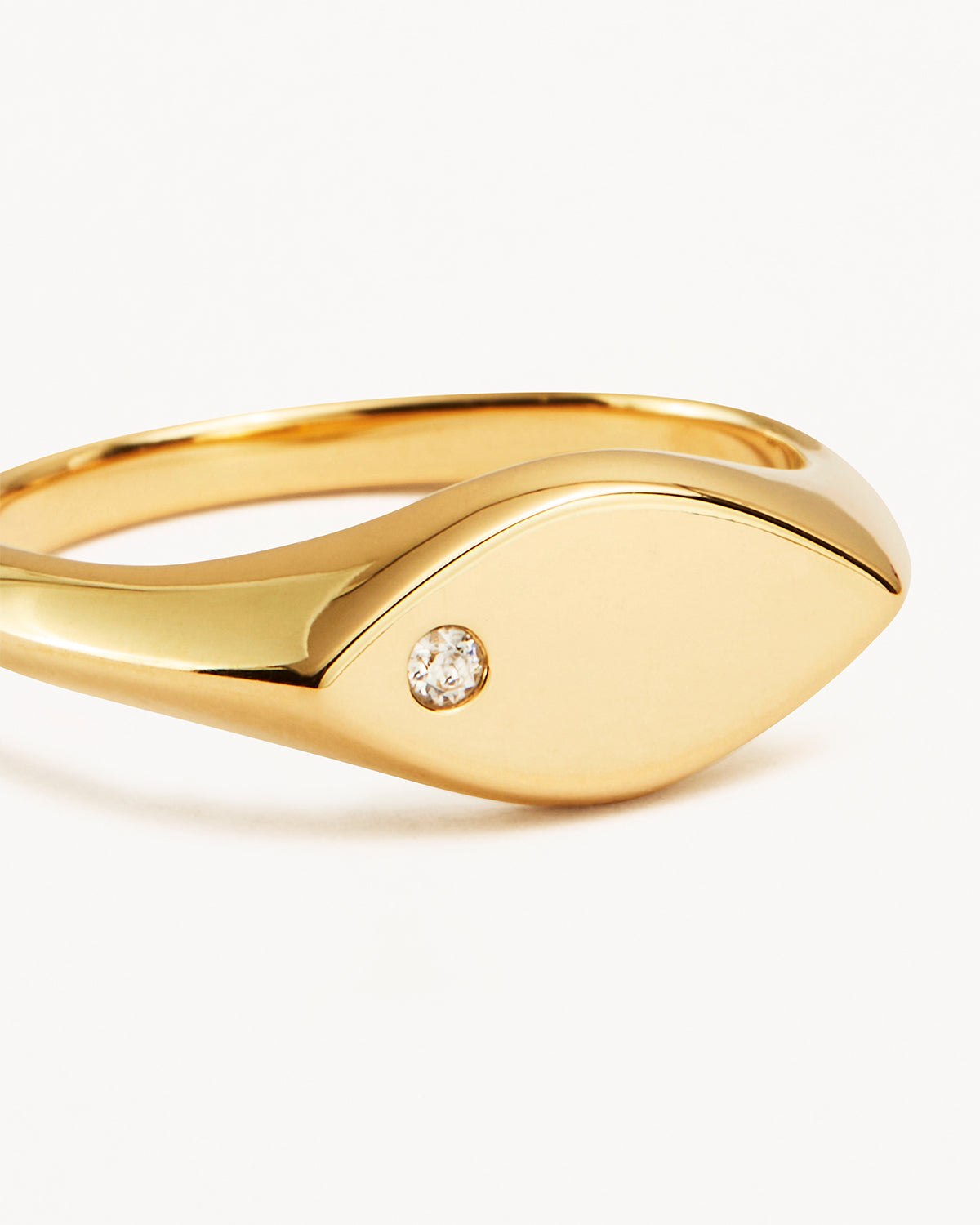 Elegant Thick Petal Band with 0.015 TCW Round Lab-Grown Diamond 2