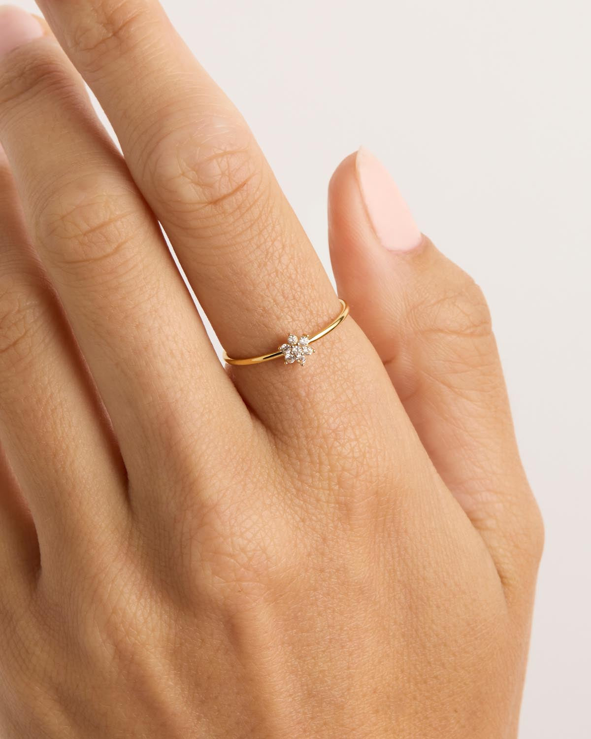 Elegant 0.50 TCW Round Floral Lab Grown Diamond Engagement Ring 2