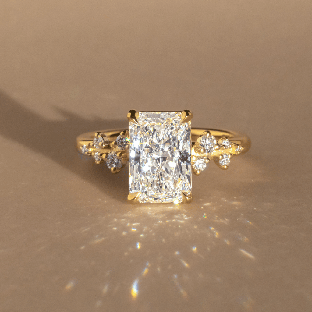 Solitaire-Oval Lab Grown Diamond Engagement Ring