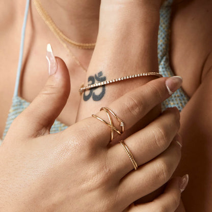 Twisted Elegance: Classic Gold Rope Band 5