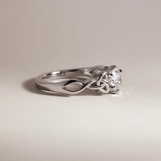 Solitaire-Oval Lab Grown Diamond Engagement Ring