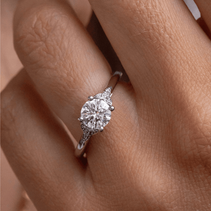 Solitaire-Oval Lab Grown Diamond Engagement Ring