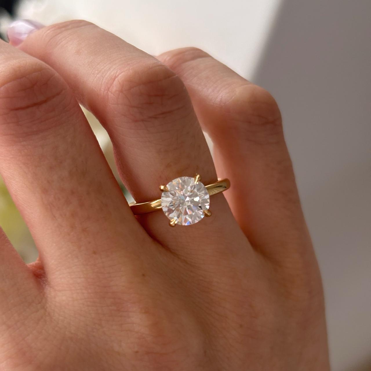 Solitaire-Oval Lab Grown Diamond Engagement Ring