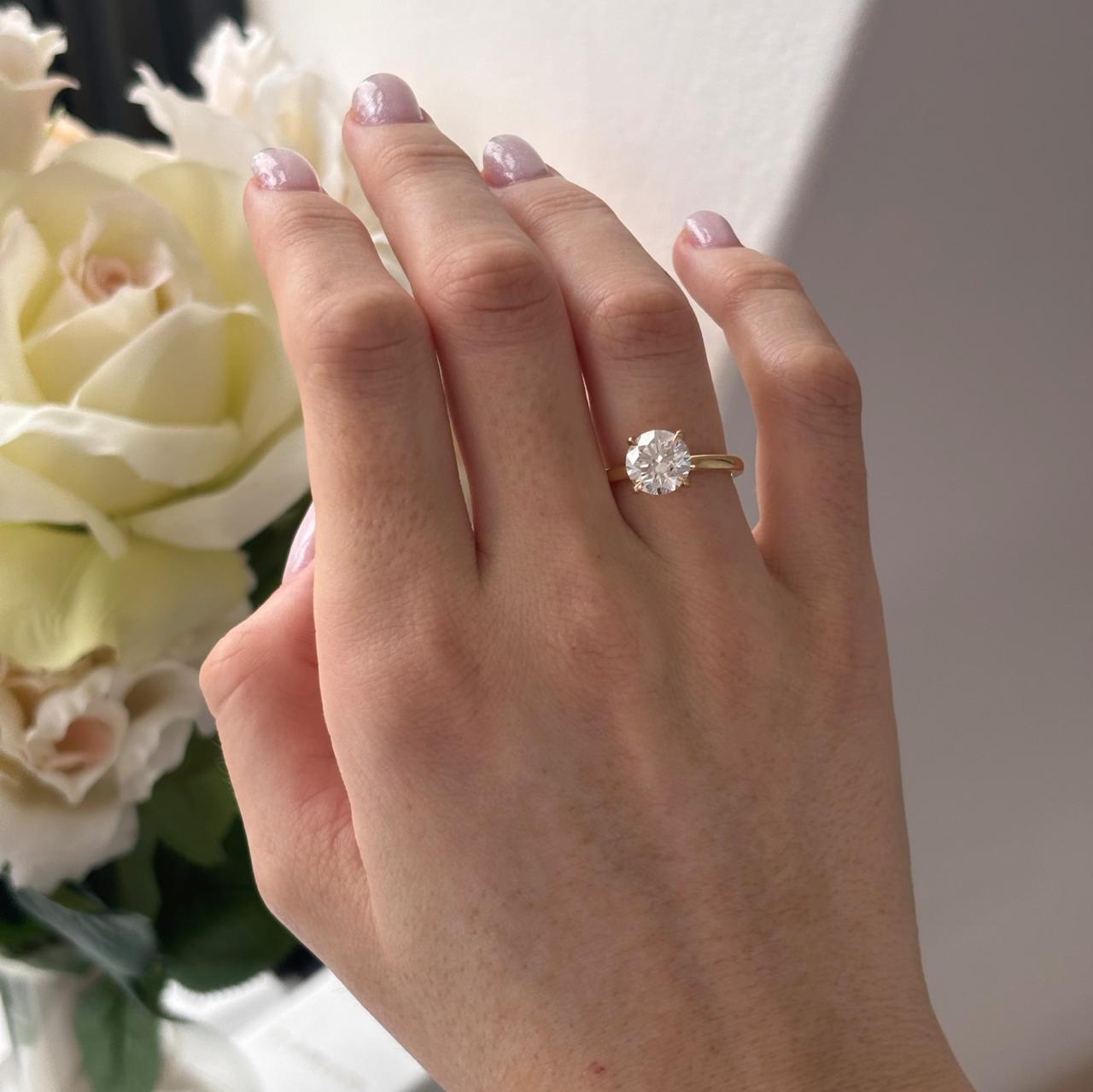 Solitaire-Oval Lab Grown Diamond Engagement Ring