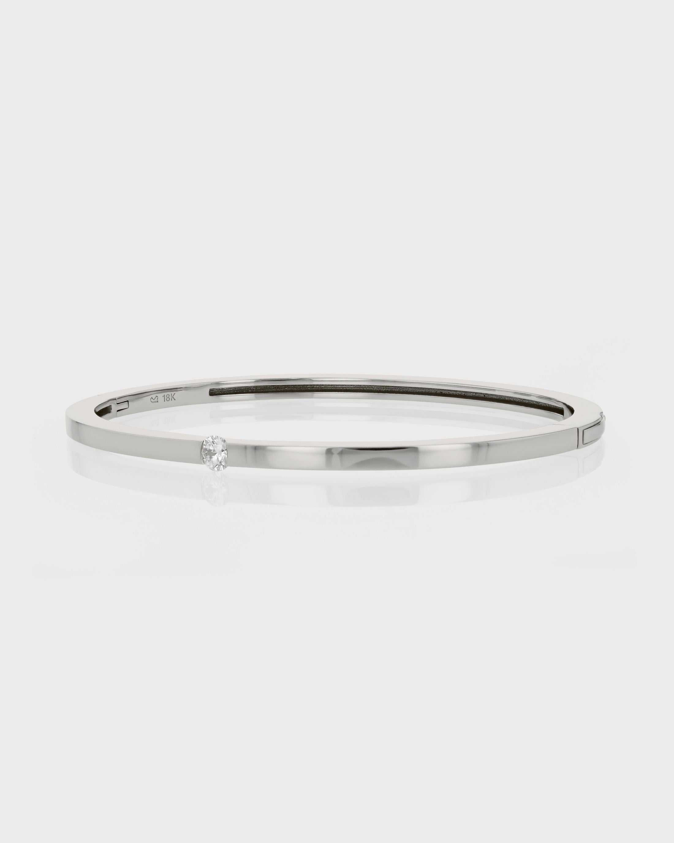 Elegant 0.05 CT Round Lab-Grown Diamond Bangle Bracelet