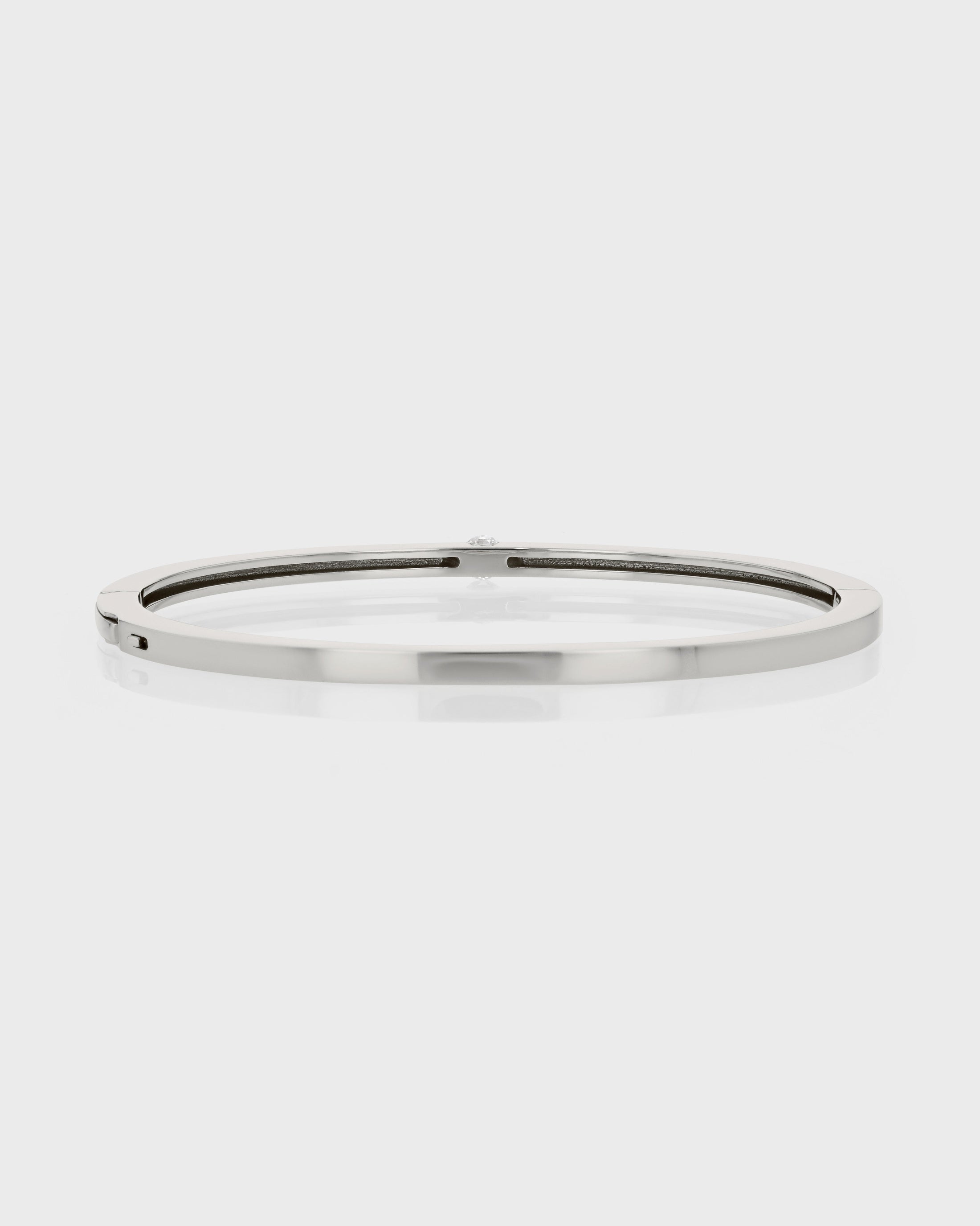 Elegant 0.05 CT Round Lab-Grown Diamond Bangle Bracelet