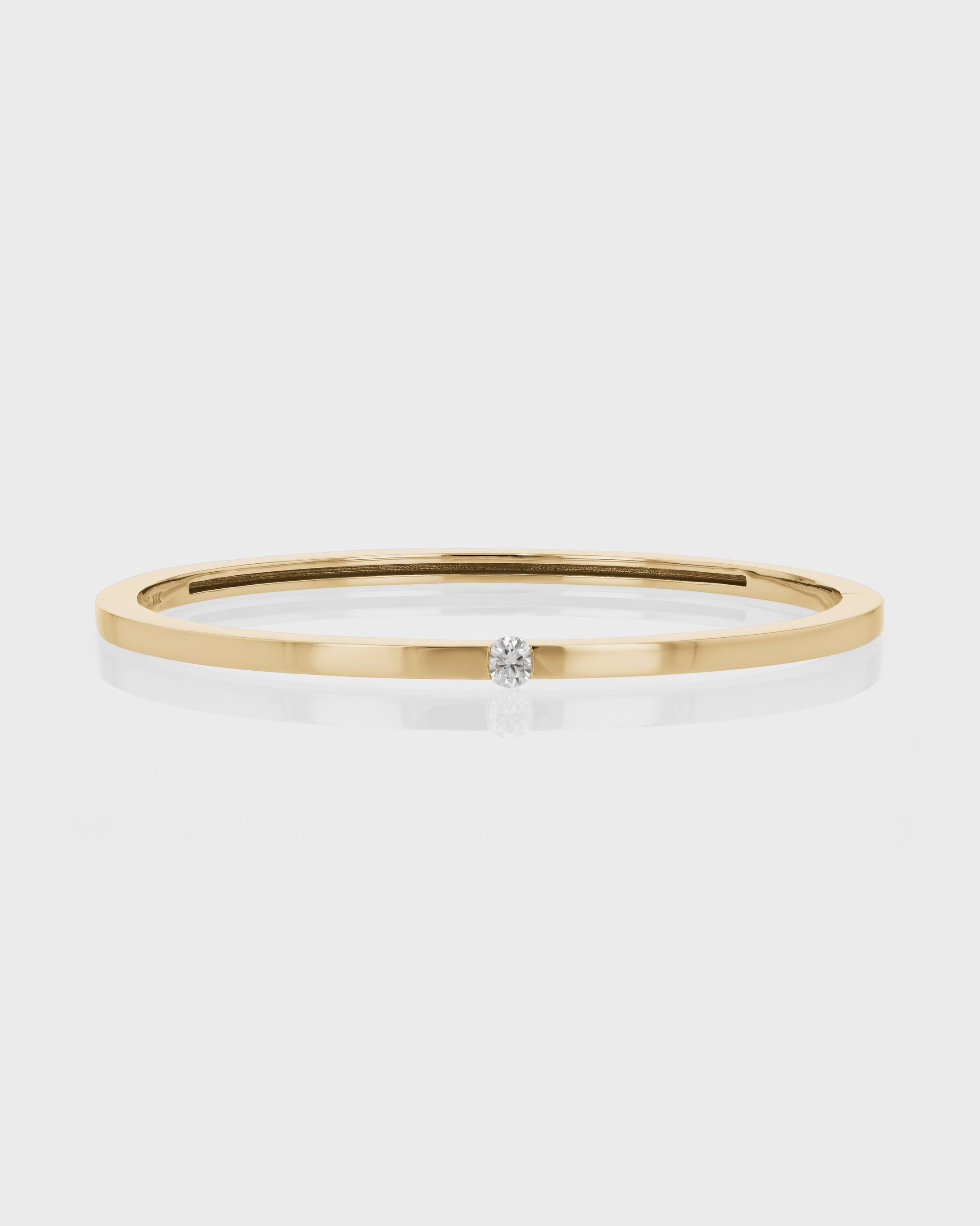 Elegant 0.05 CT Round Lab-Grown Diamond Gold Bangle Bracelet