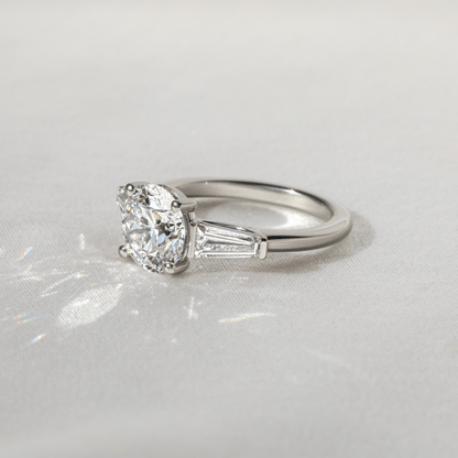 Solitaire-Oval Lab Grown Diamond Engagement Ring