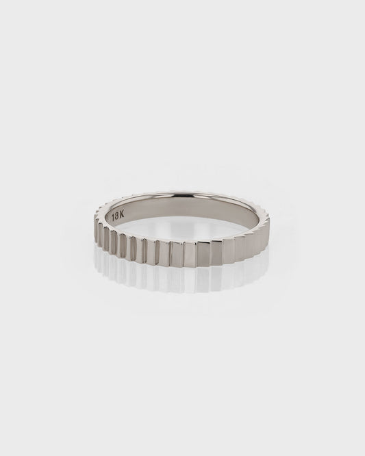 Simple Classic Scale Wedding Band