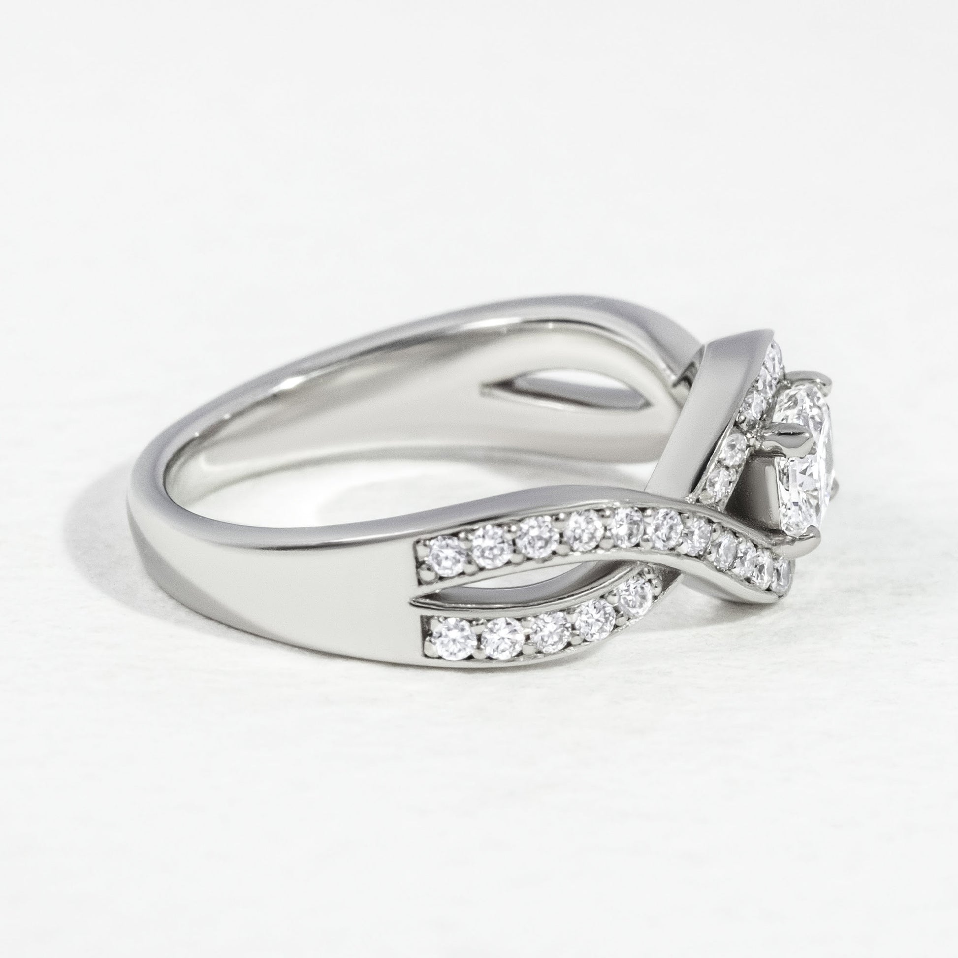 Solitaire-Oval Lab Grown Diamond Engagement Ring