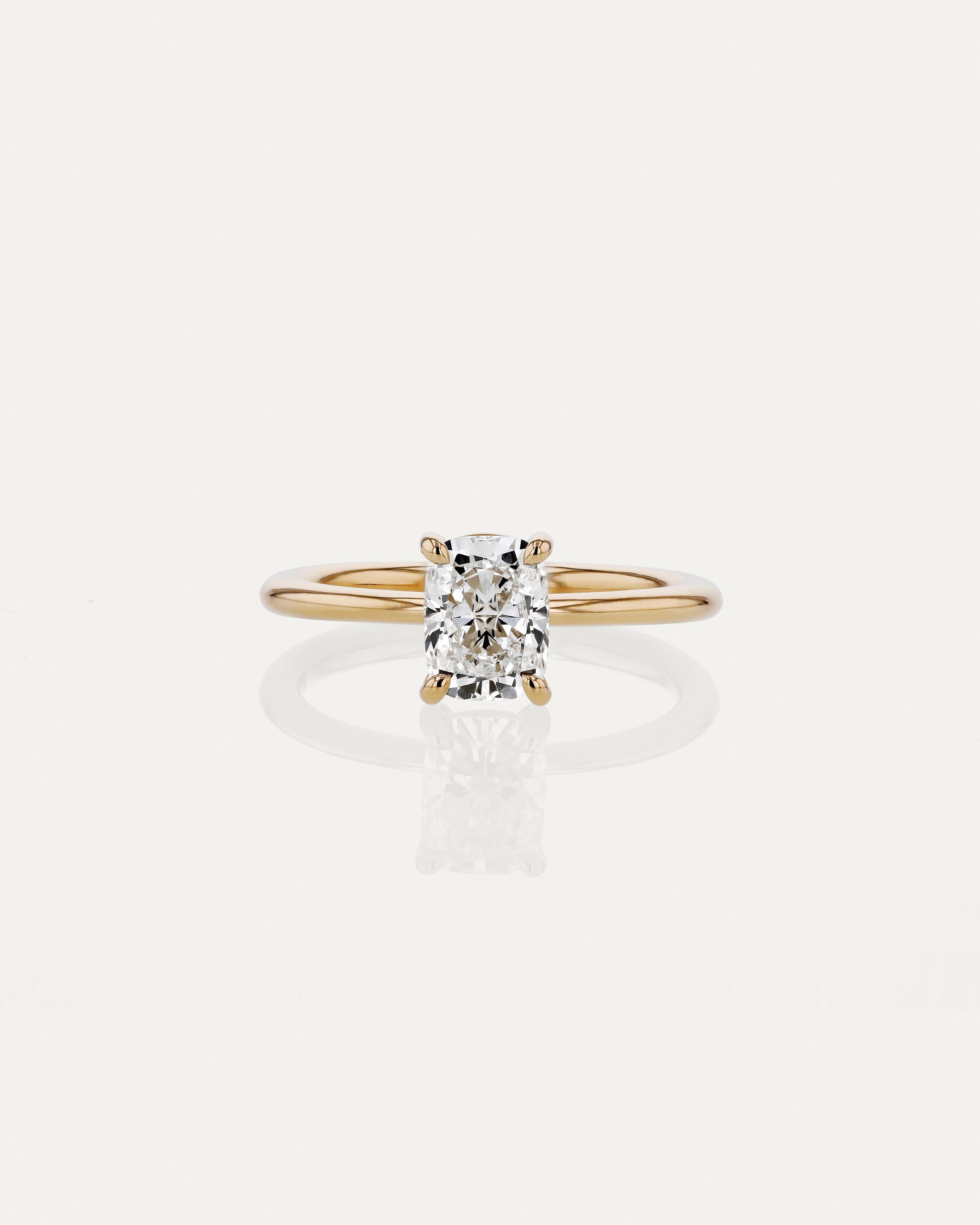 Solitaire-Oval Lab Grown Diamond Engagement Ring