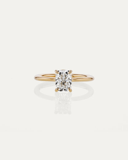 Solitaire-Oval Lab Grown Diamond Engagement Ring