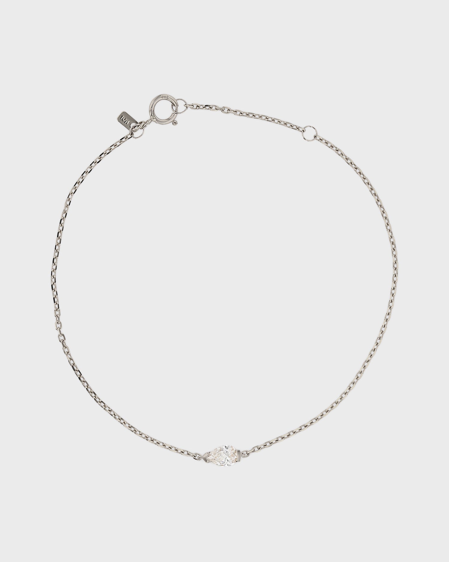 Radiant Elegance: 0.3 CT Pear Cut Diamond Chain Bracelet 1