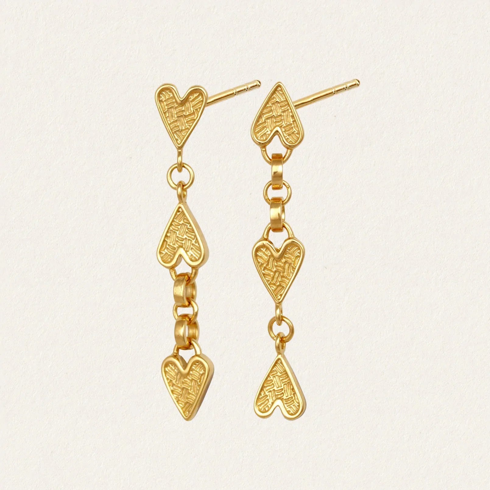 Elegant Heart Chain Gold Drop Earrings 1