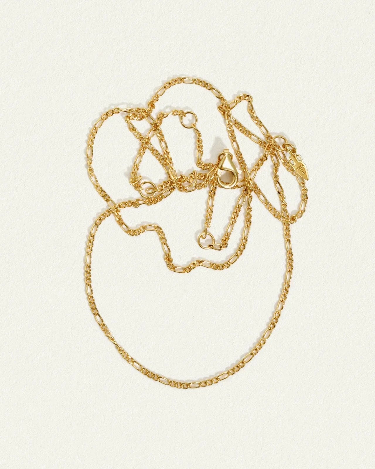 Gold Chain Patterned Necklace 2