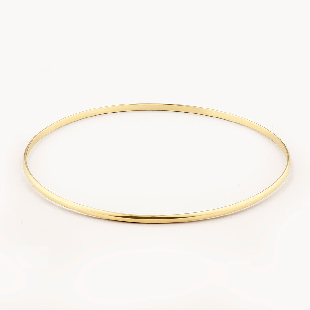 Sleek Gold Minimalist Bangle Bracelet