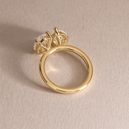 Solitaire-Oval Lab Grown Diamond Engagement Ring