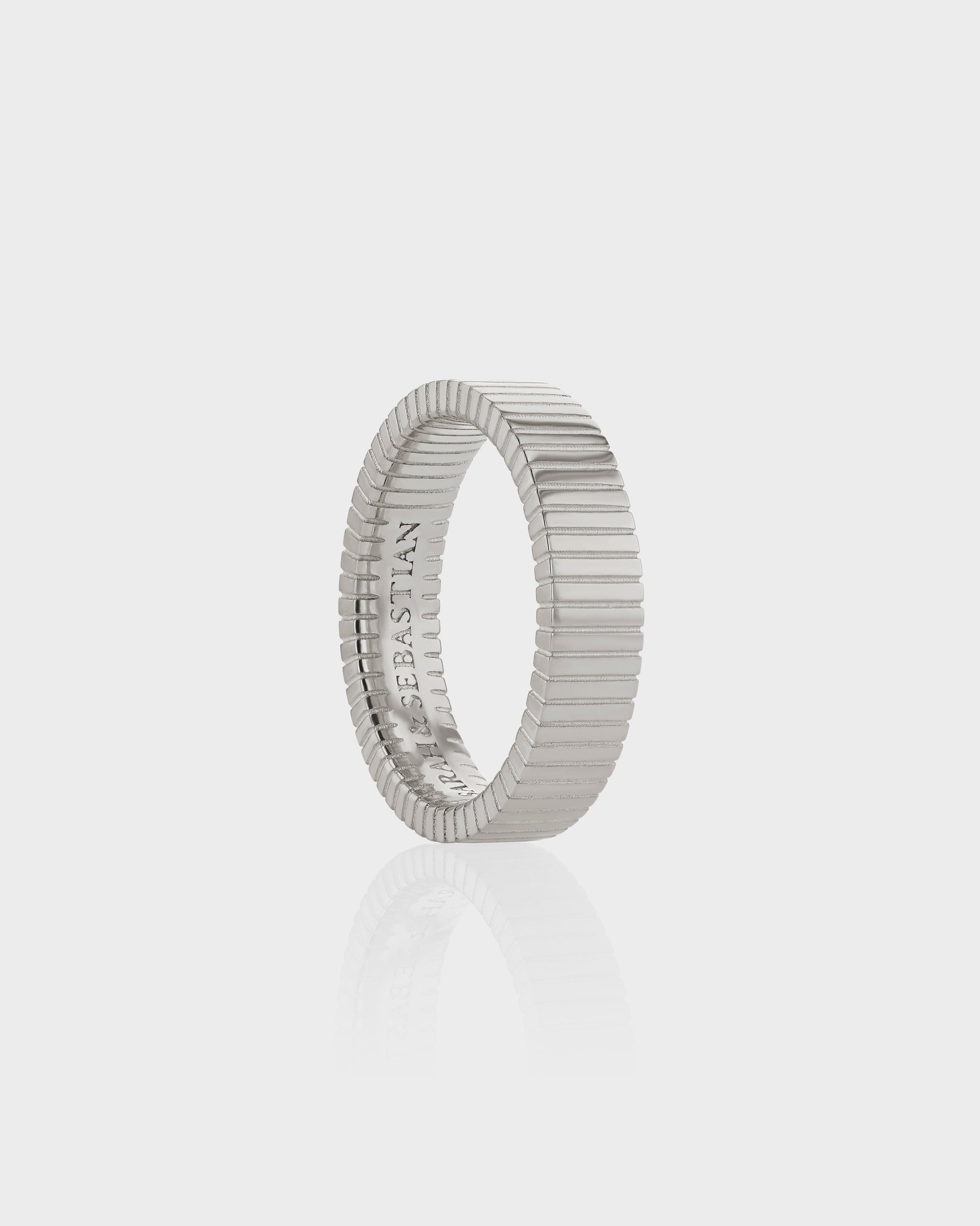 Simple Classic Scale Traction Wedding Band