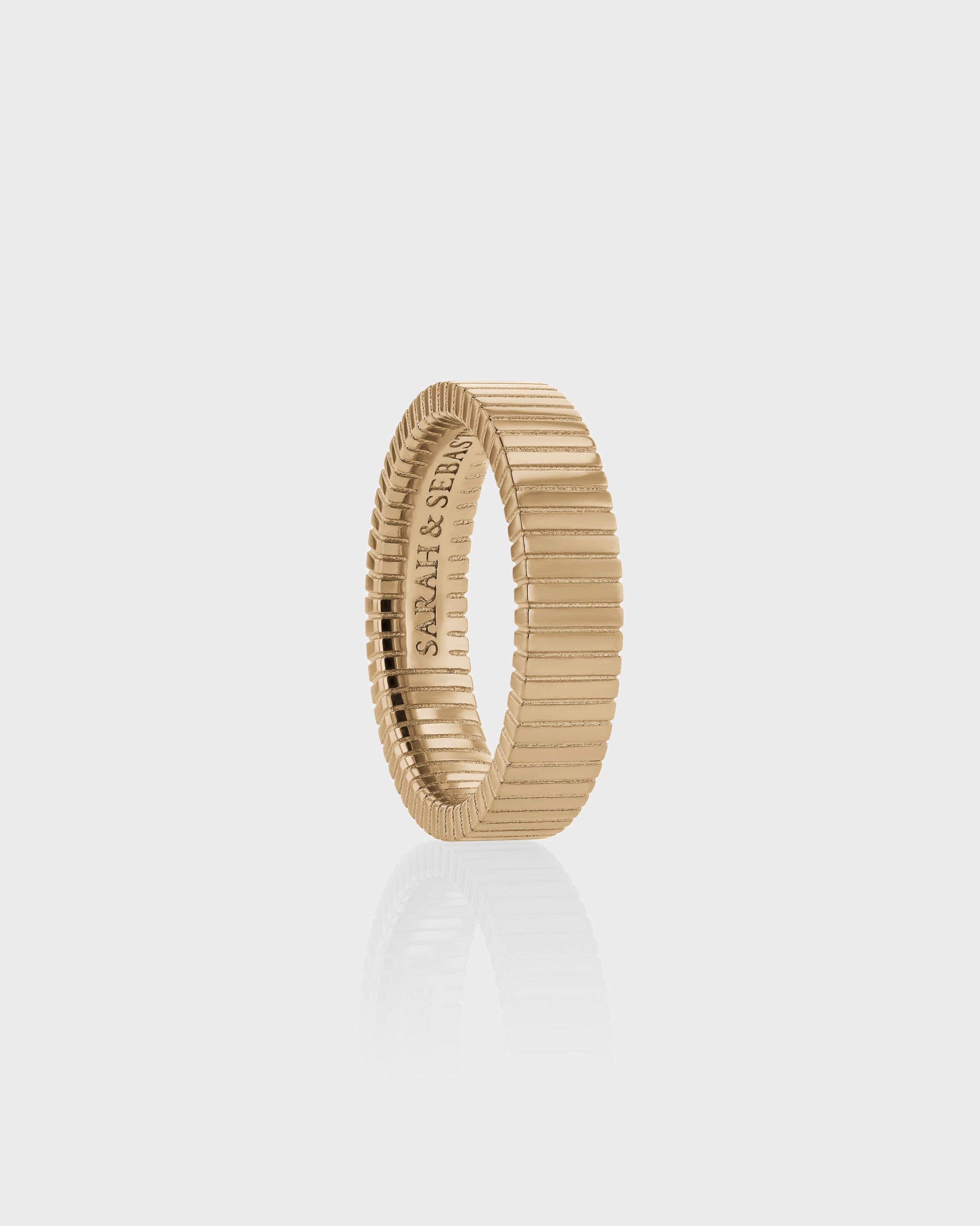 Simple Classic Scale Traction Wedding Band