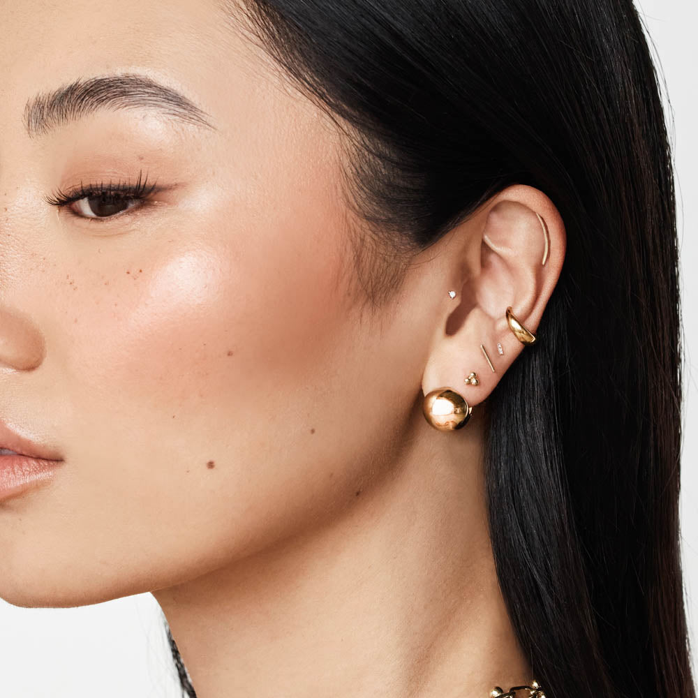 Triple Ball Stud Earrings 10