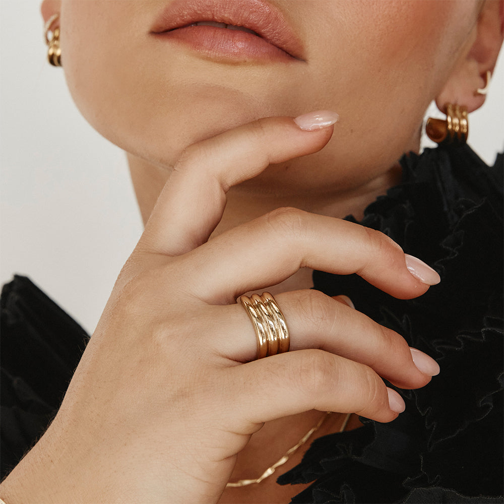 Triple Wave Wedding Band 2