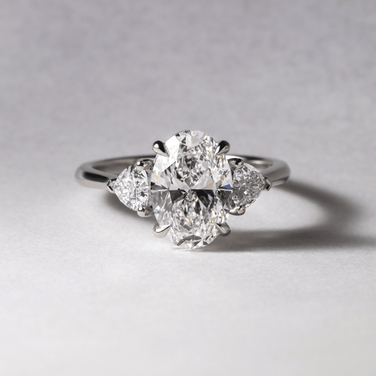 Solitaire-Oval Lab Grown Diamond Engagement Ring