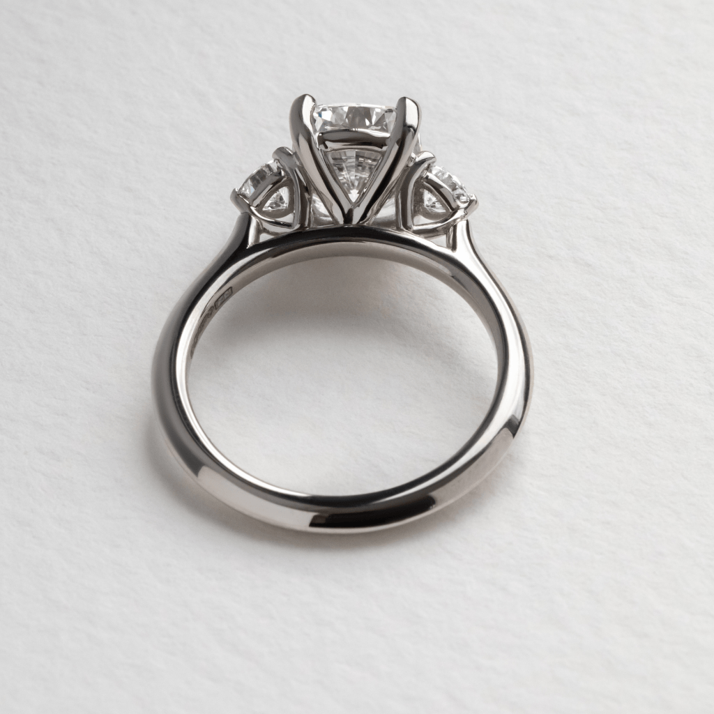 Solitaire-Oval Lab Grown Diamond Engagement Ring