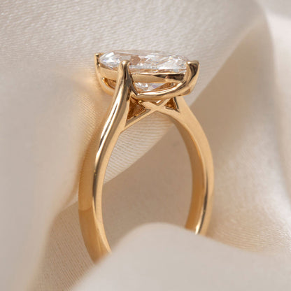 Solitaire Compass Prong-2.0 CT Marquise Lab Grown Diamond Engagement Ring