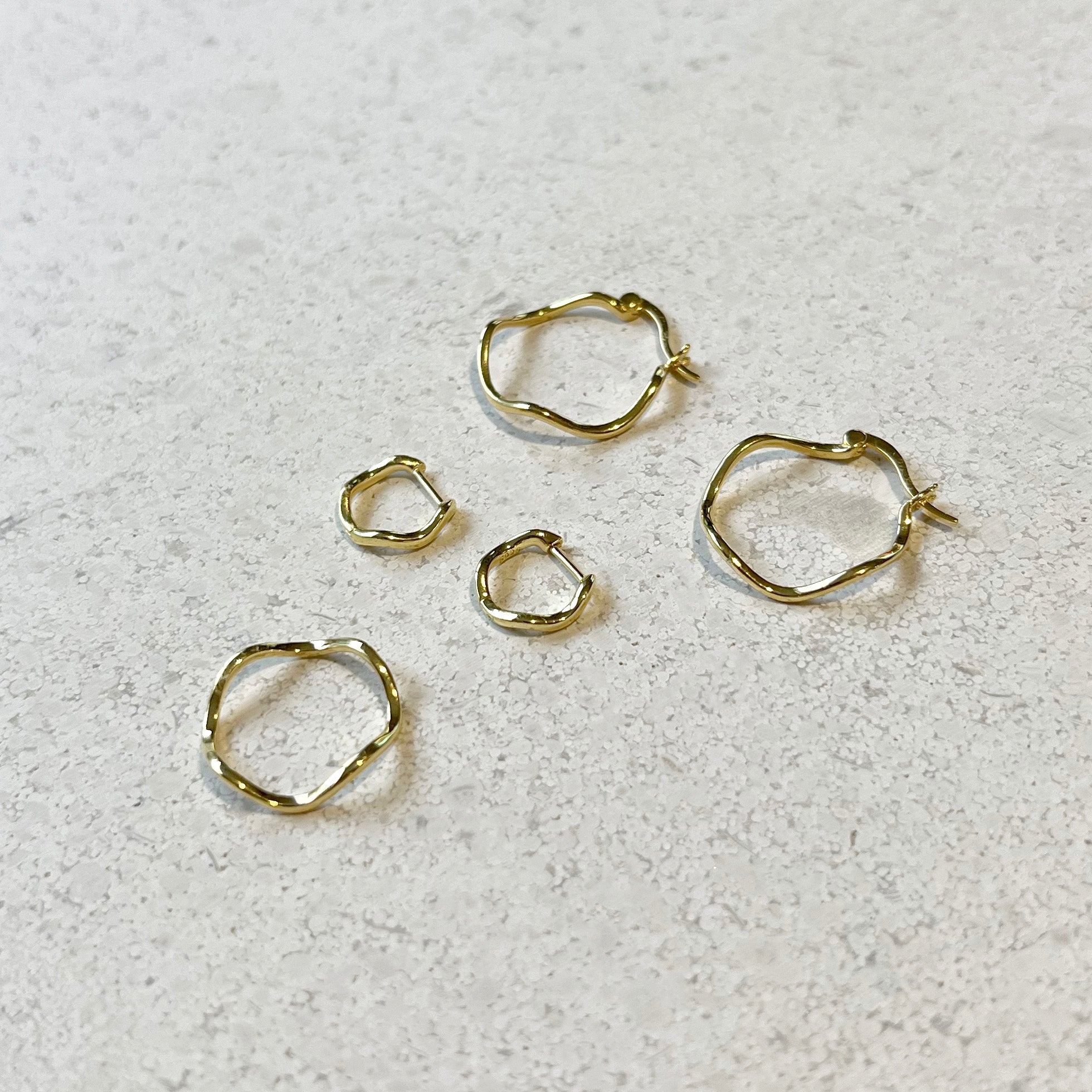 Gold Verve Wave Hoop Earrings