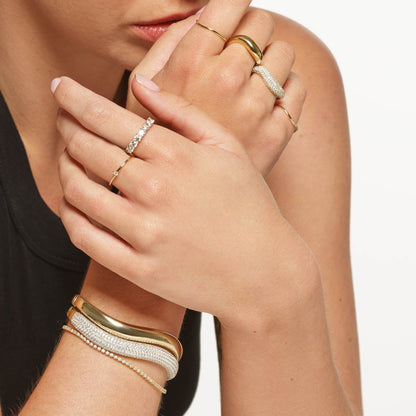 Elegant Wave Gold Wedding Band 5