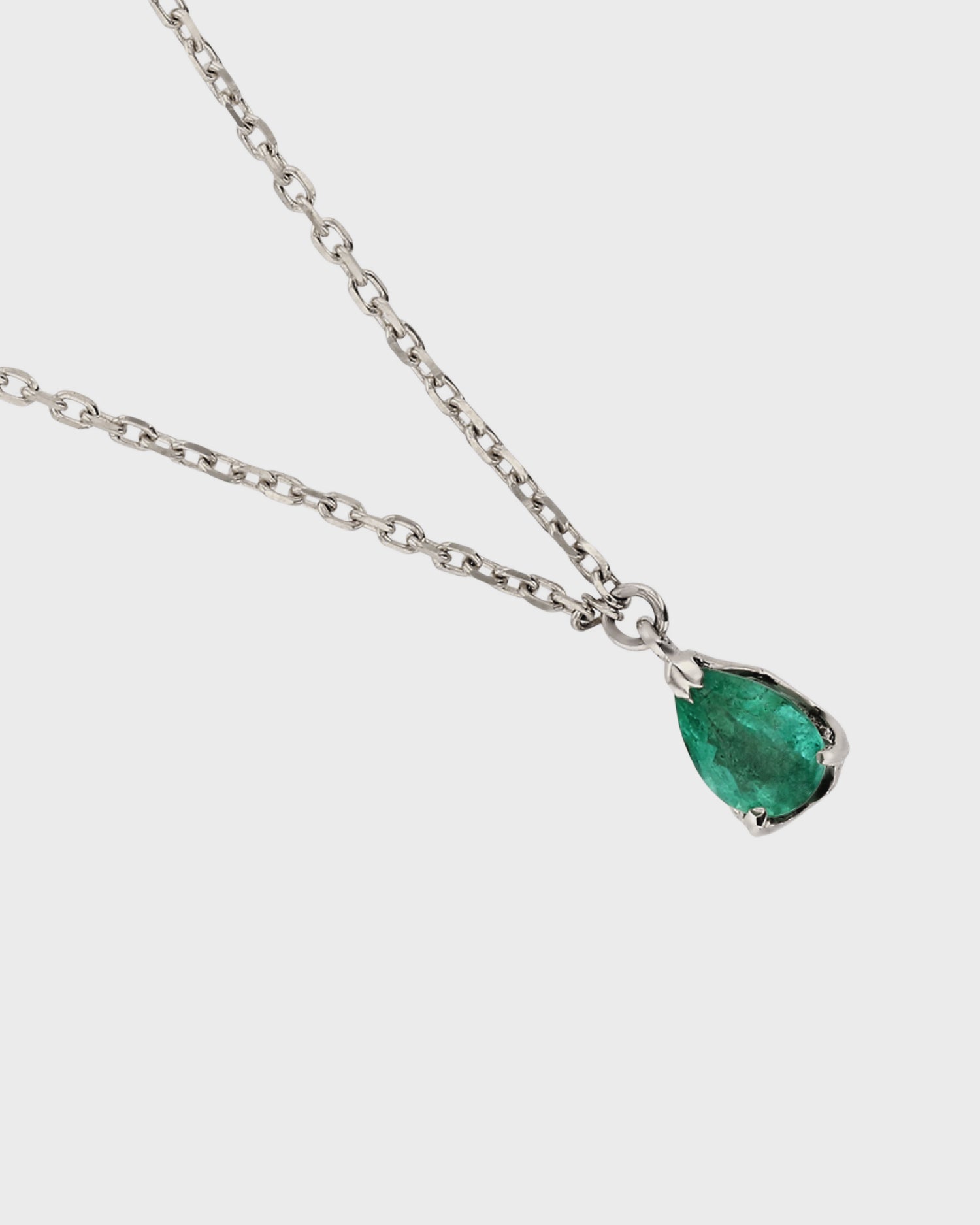 0.50 CT Pear Shaped Emerald Pendant Necklace