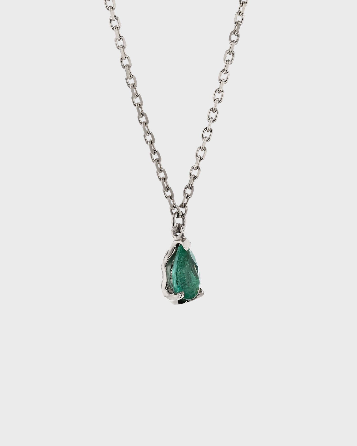 0.50 CT Pear Shaped Emerald Pendant Necklace