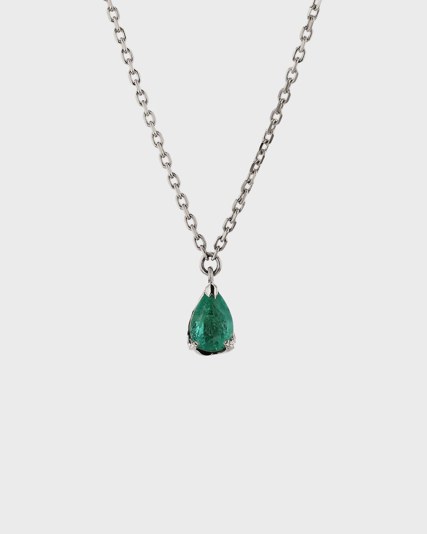0.50 CT Pear Shaped Emerald Pendant Necklace 1