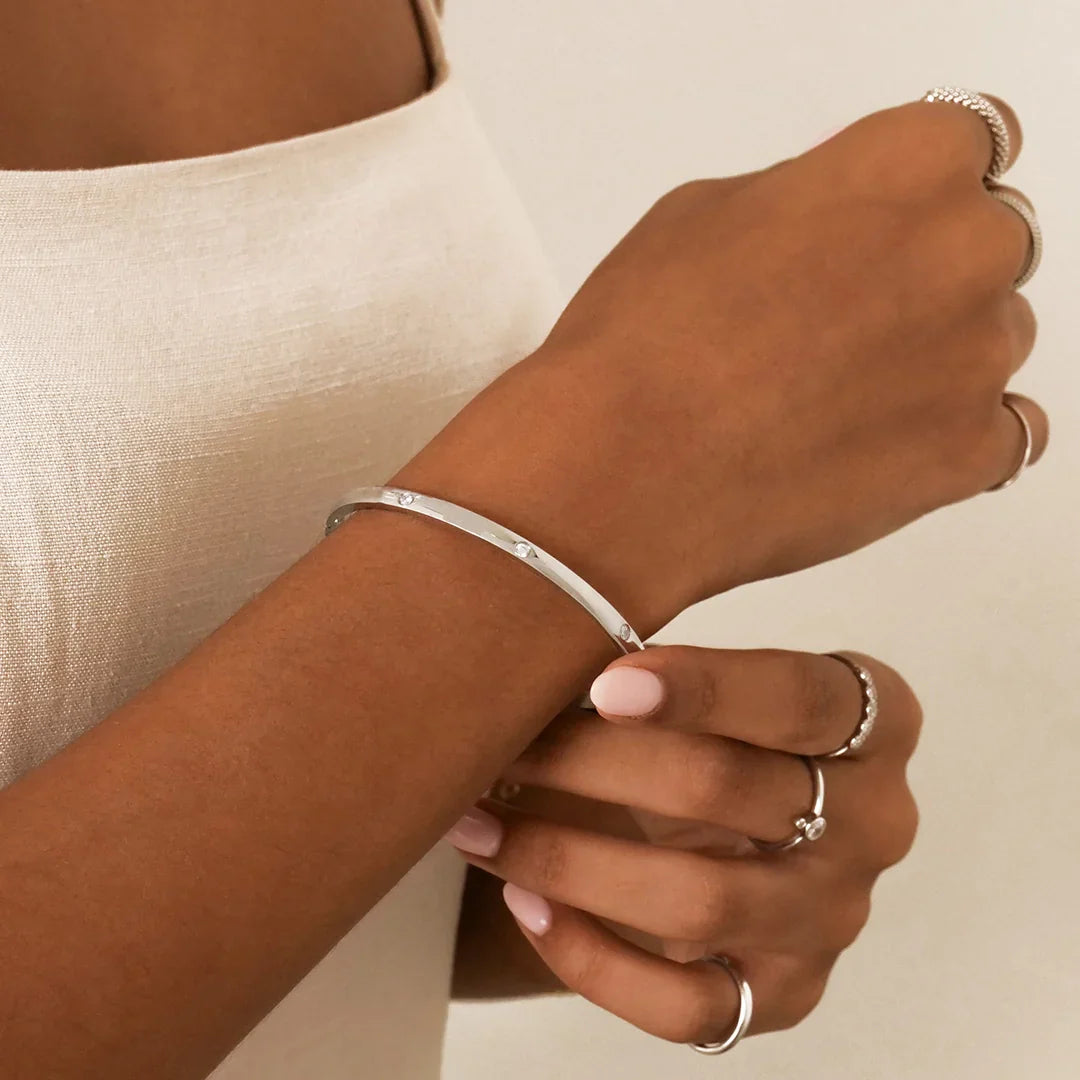 0.05 CT Round Lab-Grown Diamond Gold Bangle Bracelets 11